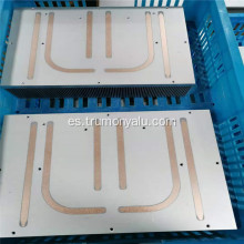 El diseño del disipador de calor con aletas de aluminio se desarrolla con cobre